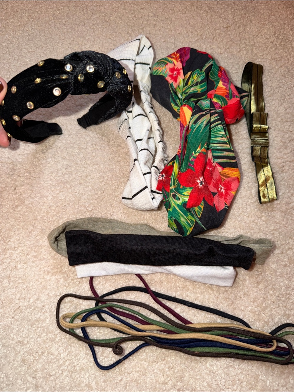 Assorted Women’s Headbands - Black, White, Floral, Gold & Neutral